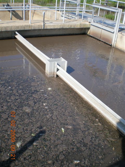 Floating Water Baffles for Wastewater Treatment Plants